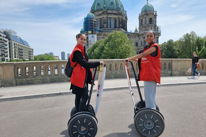 2-H Segway Sightseeing Tour Berlin - Brandenburg Gate and the Reichstag