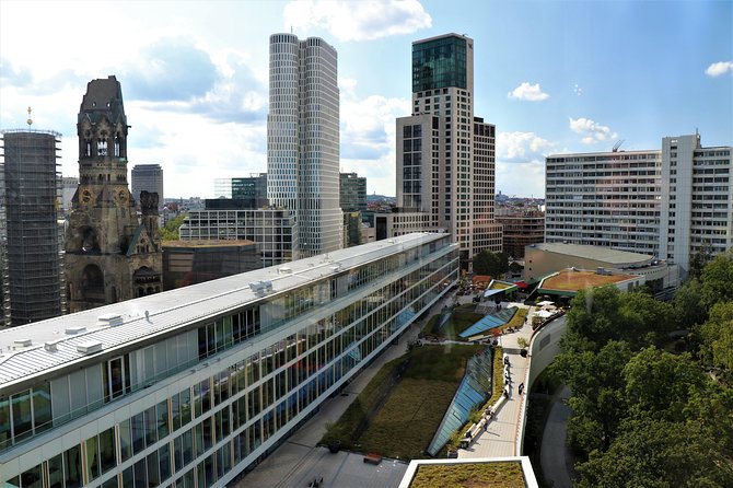 5hours: Guide, Chauffeur & Photographer in Berlin private Tour - Potsdamer Platz and the difficult stories of central Berlin