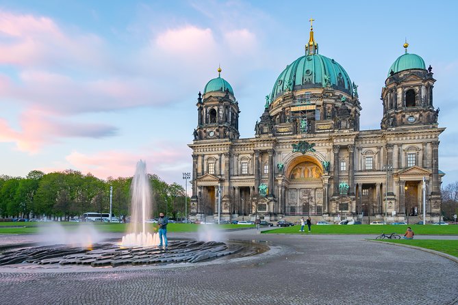 All-in-One Berlin Highlights on Foot: Private Walking Tour - What $223.24 per person buys you
