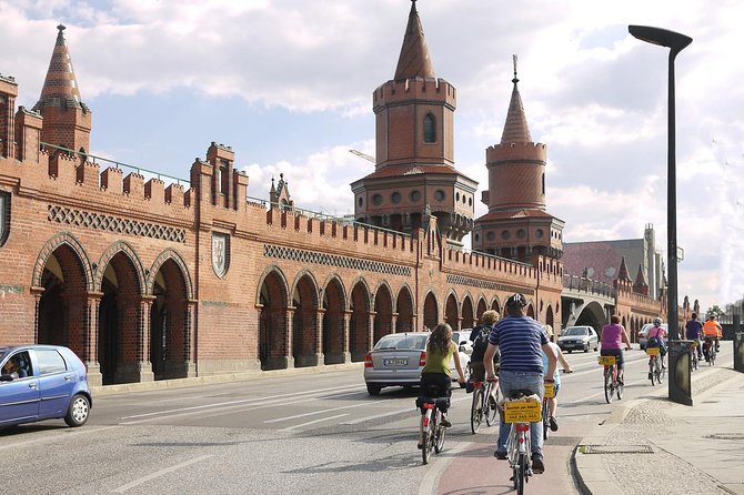 Alternative Berlin Bike Tour - Off the Beaten Tracks in Small Groups - Contemporary art and Görlitzer Park