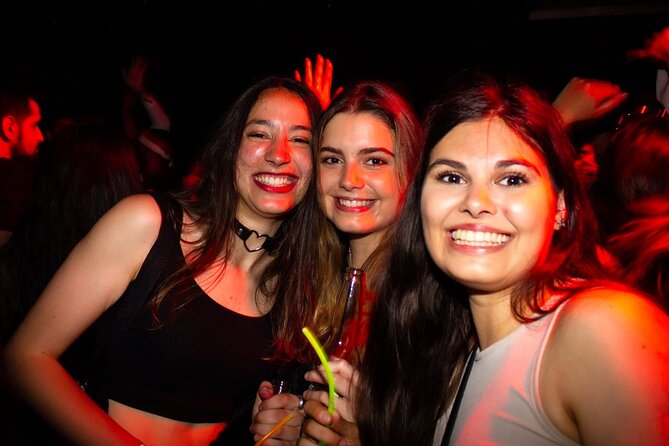 Alternative Berlin Pub Crawl - What happens at the 9 pm meeting point