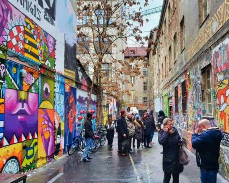 Alternative Berlin / Street art tour - Private group - Key points at a glance