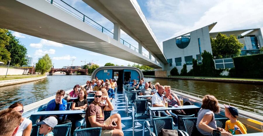 Berlin: 3.25-Hour Spree & Landwehrkanal Boat Tour - From the German Museum of Technology toward Potsdamer Platz