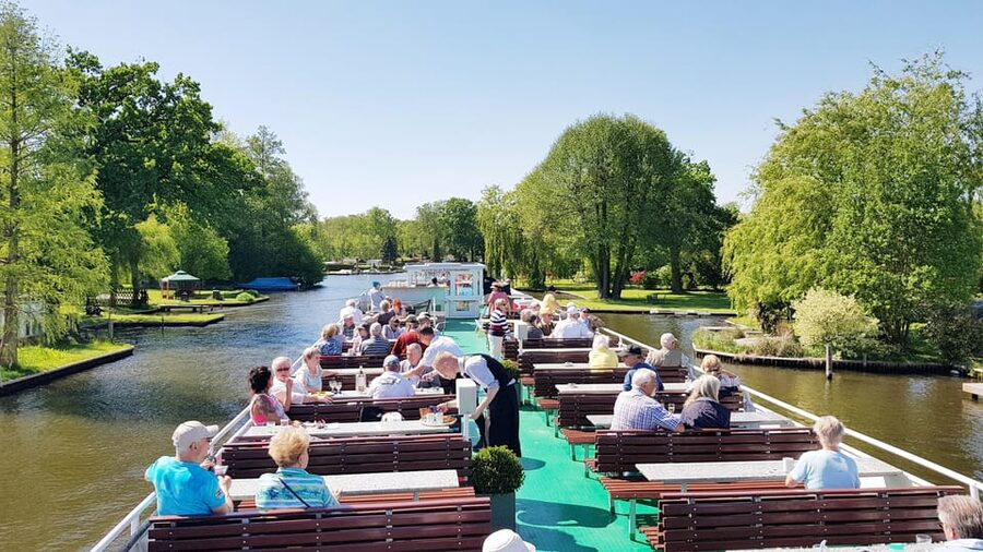 Berlin: 3.5-Hour Sightseeing Cruise on the Spree River - Starting at Spandau’s Lindenufer