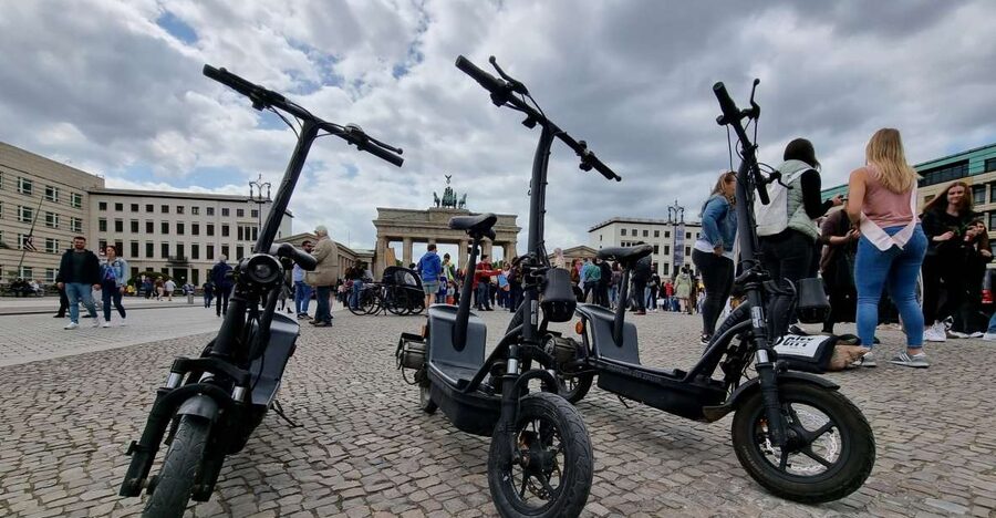 Berlin: 3-H Top Sights Guided E-Scooter Tour - Starting at Robot City Segway Tour Berlin