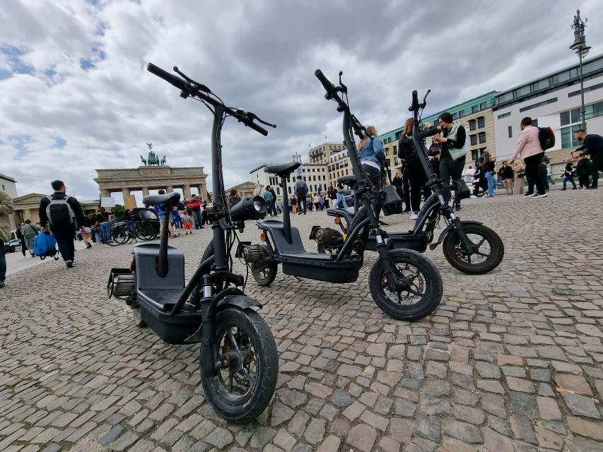 Berlin: 3-H VIP Private E-Scooter Highlights Tour - Riding across Berlin’s former divide