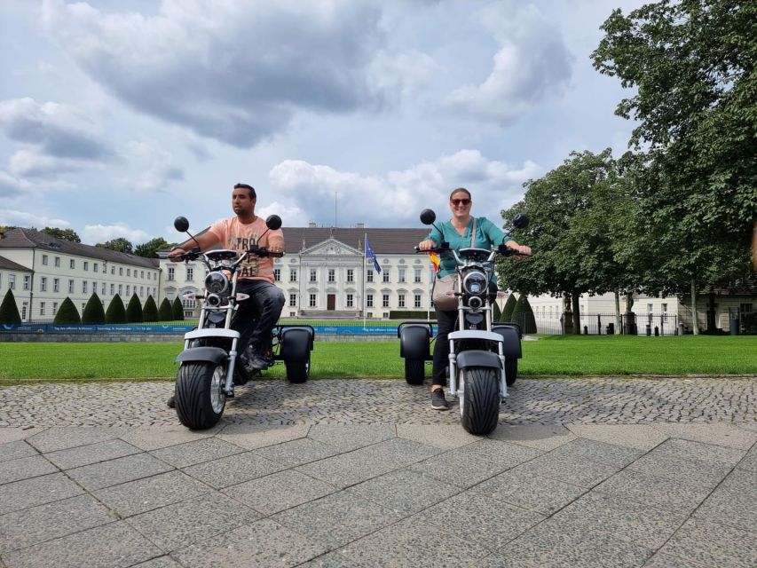Berlin: 3-Hour Guided Small Group Fat Tire E-Scooter Tour - The Victory Column, parks, and open-air Berlin