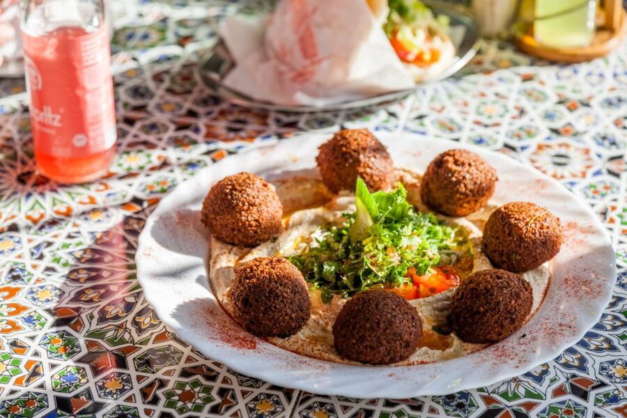 Berlin: 3-Hour Secret Food Tour - Courtyards, passageways, and Berlin’s changing center