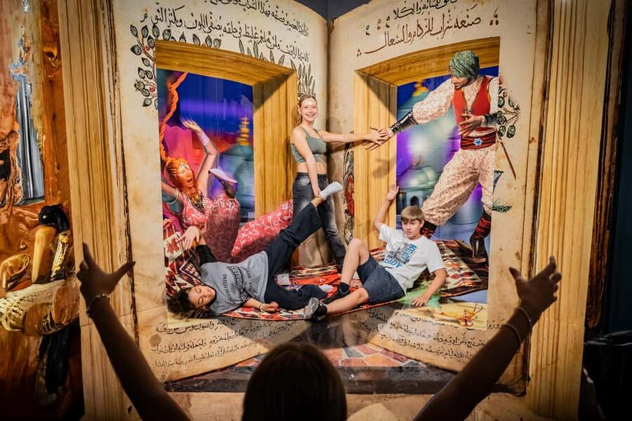 Berlin: 3D TrickArt Museum - Tickets - What your visit will feel like in practice