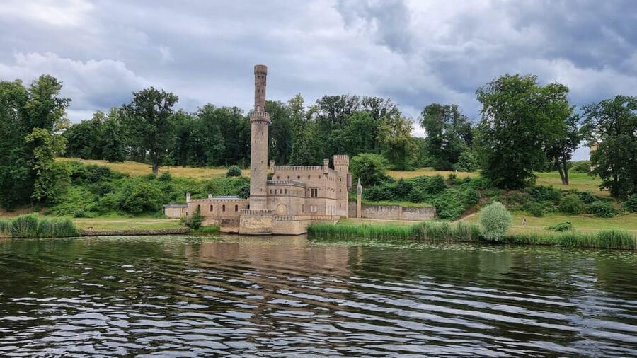 Berlin: 7 Lakes Boat Tour through the Havel Landscape - Griebnitzsee and the approach to Potsdam