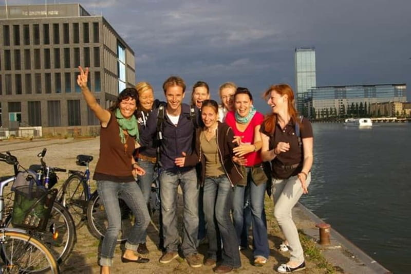 Berlin: Alternative Berlin Bike Tour - Friedrichshain and former Wall territory
