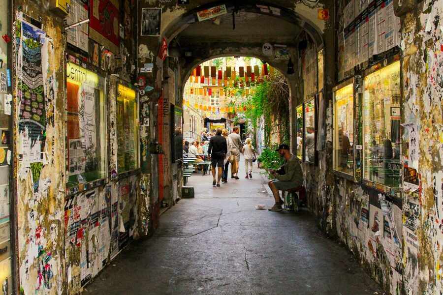 Berlin: Alternative Berlin Walking Tour - Kreuzberg and the city’s many identities