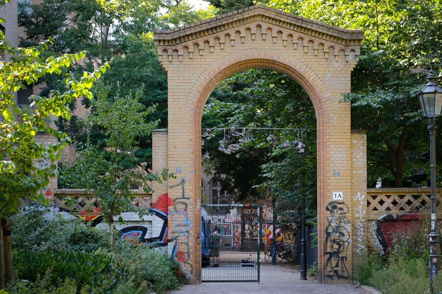 Berlin: Alternative Berlin Walking Tour - Street art, squats, and the punk soul of Berlin