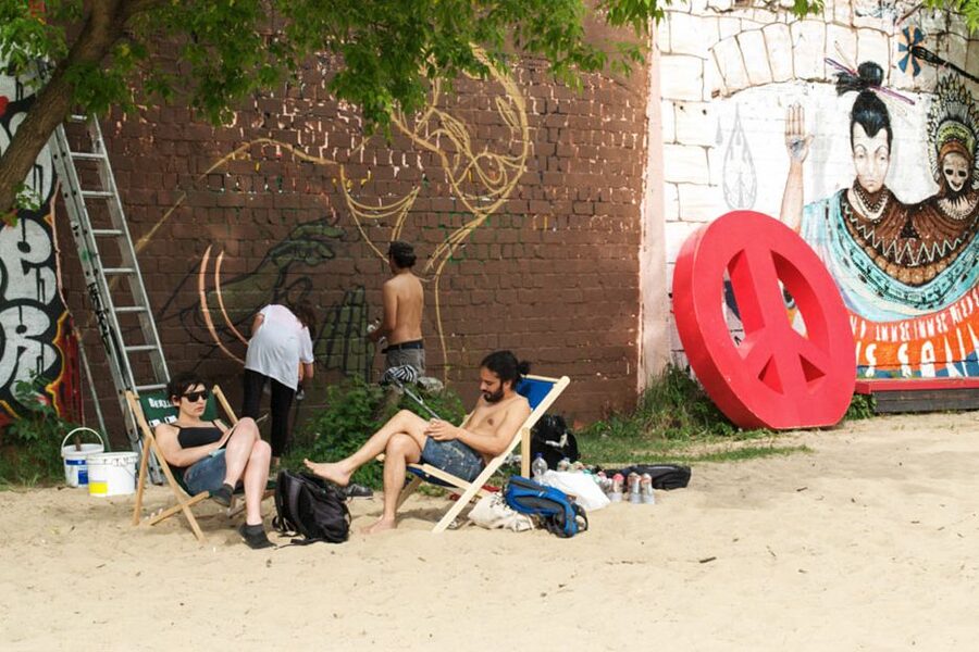 Berlin: Alternative Berlin Walking Tour - Canals, urban farms, and alternative public space