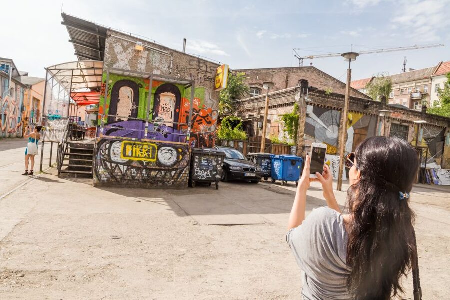 Berlin: Alternative Bike Tour of Kreuzberg & Friedrichshain - Key points at a glance