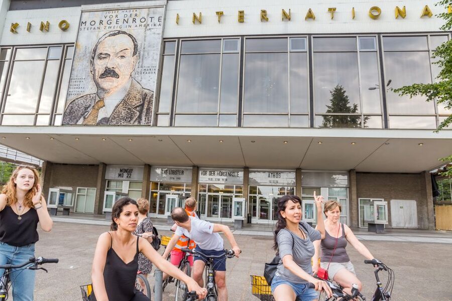 Berlin: Alternative Bike Tour of Kreuzberg & Friedrichshain - Guides who make the difference