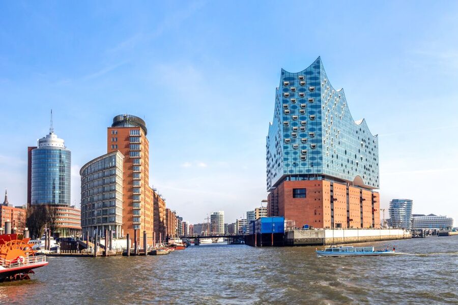 Berlin and Hamburg: Shore Excursion Tour Package - Keeping the cruise timetable in view