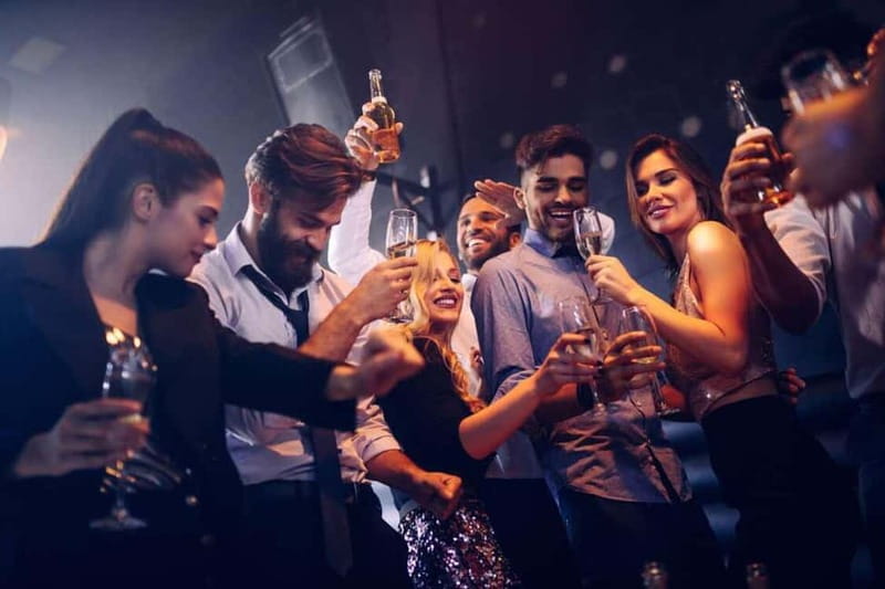 Berlin Bachelor(ette) Party with Night PubCrawl - Why Friedrichshain makes a practical starting point
