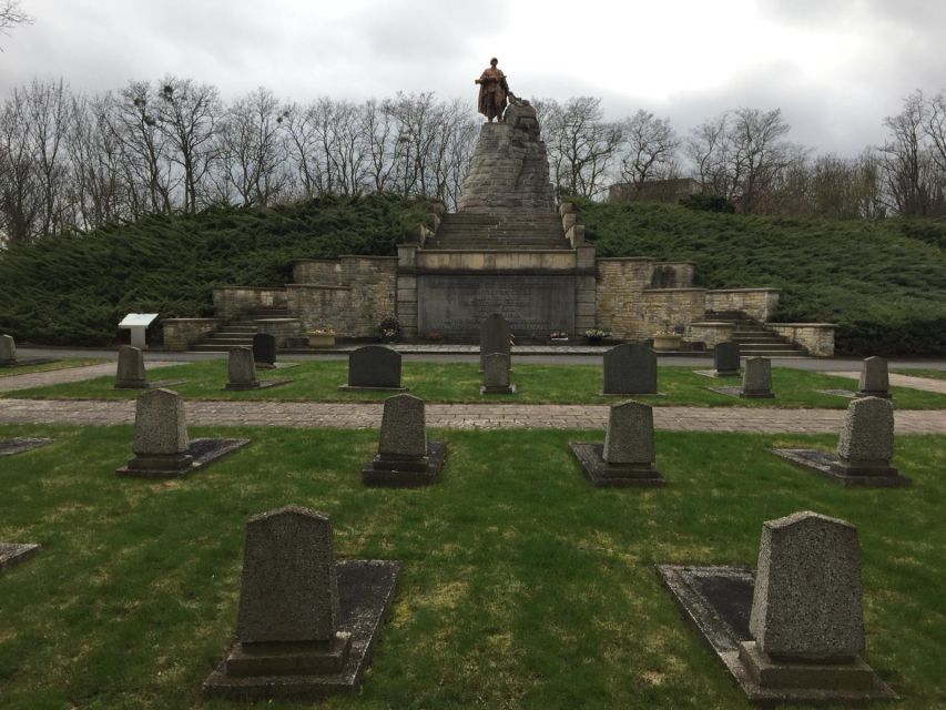 Berlin: Battle for Seelow Heights WW2 tour -Clash of Titans - Why Seelow matters more than most Berlin day trips
