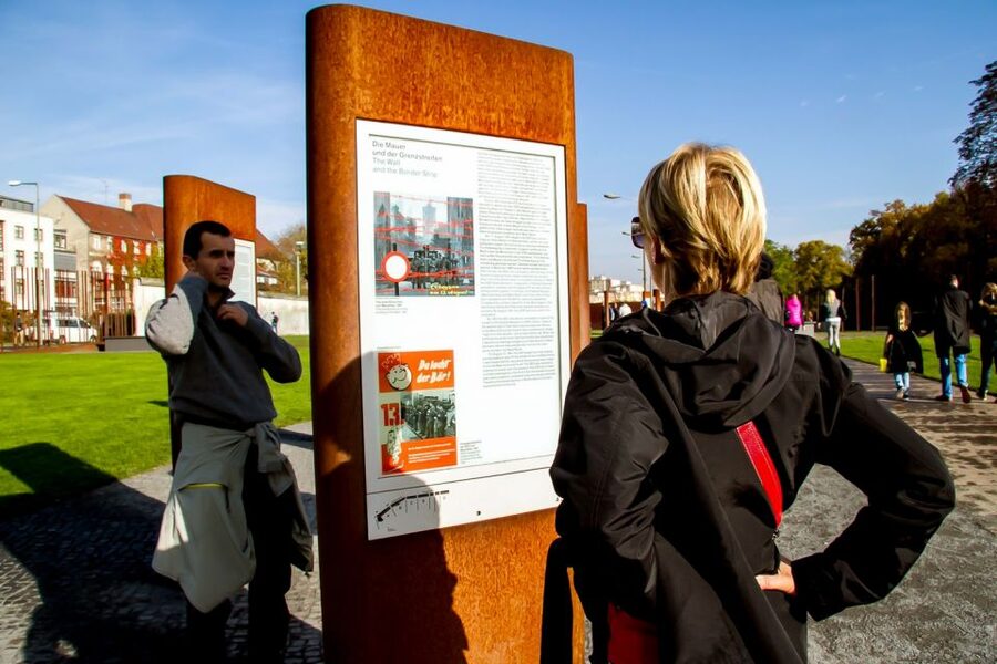 Berlin: Berlin Wall Tour Berlin East West - Why this short Berlin Wall walk works