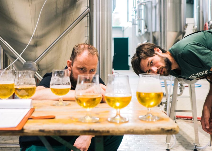 Berlin: Berliner Berg Brewery Tour with Beer Tasting - Why the guide makes the difference