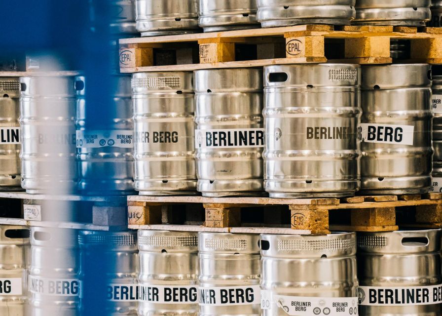 Berlin: Berliner Berg Brewery Tour with Beer Tasting - Starting at Treptower Str. 39