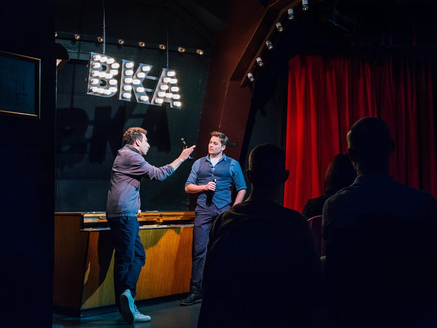 Berlin: BKA Theater "Operetta for two gay tenors" - From a shooting festival to a shared home