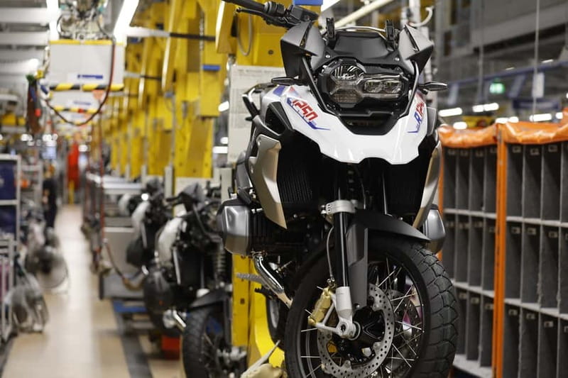 Berlin: BMW Motorrad Production – See How Bikes Are Built - Who should book the BMW Motorrad tour