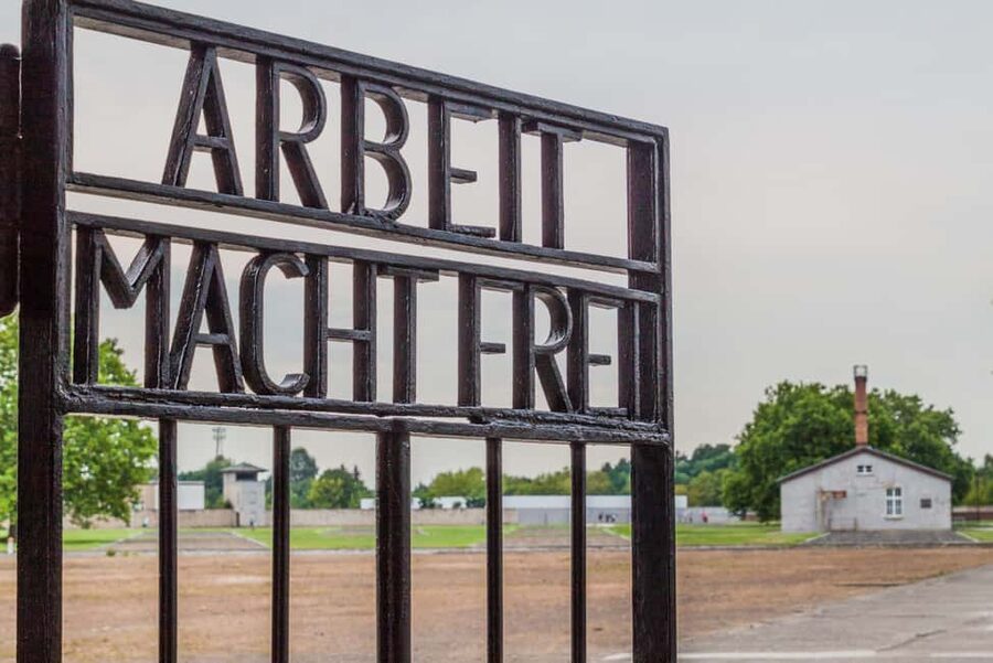 Berlin: Bus excursion to Sachsenhausen concentration camp - Starting at Alexanderplatz