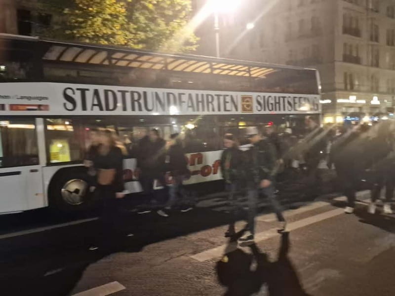 Berlin: Bus Tour by Night with Live Commentary - Photo stops, seats, and October weather