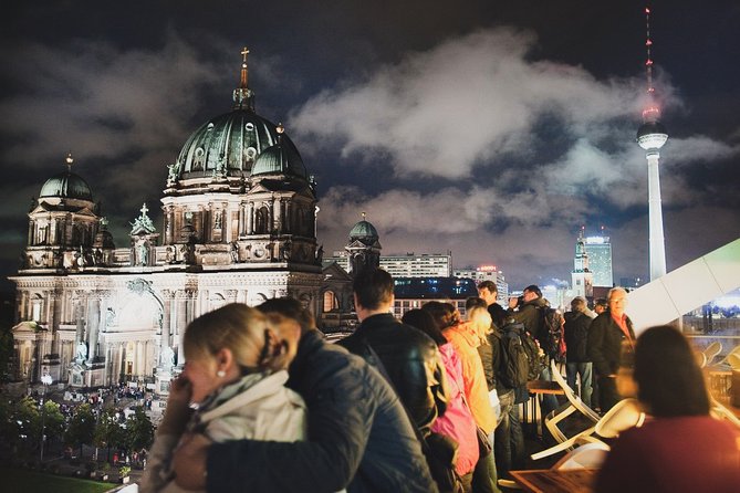 Berlin by Night Private Tour - All Must-See Sites Magically Lit Up at Night - Why Berlin at night works so well