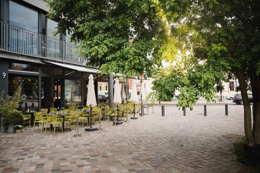 Berlin: Champagne Fine Dining Breakfast in Kreuzberg - Booking details worth checking