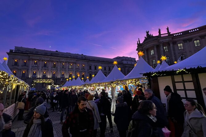 Berlin Christmas Markets Walking Tour - Humboldt Forum and the light installations