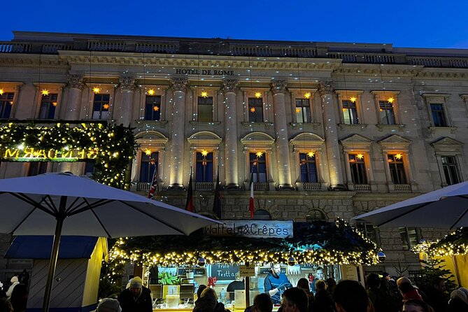 Berlin Christmas Markets Walking Tour - Berlin Cathedral and the walk to Nikolaiviertel