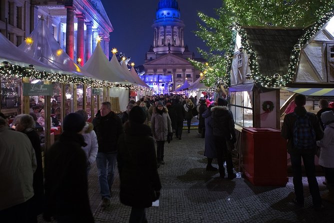 Berlin Christmas Markets Walking Tour with Local Guide - Why a private Christmas market walk works in Berlin