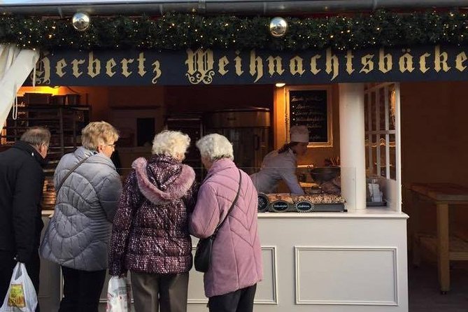 Berlin Christmas Markets with Culinary Tour - What the food and drink add to the evening