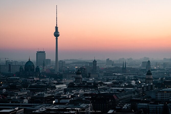 Berlin City Tour by Private Car - Brandenburg Gate and the meaning of a city symbol
