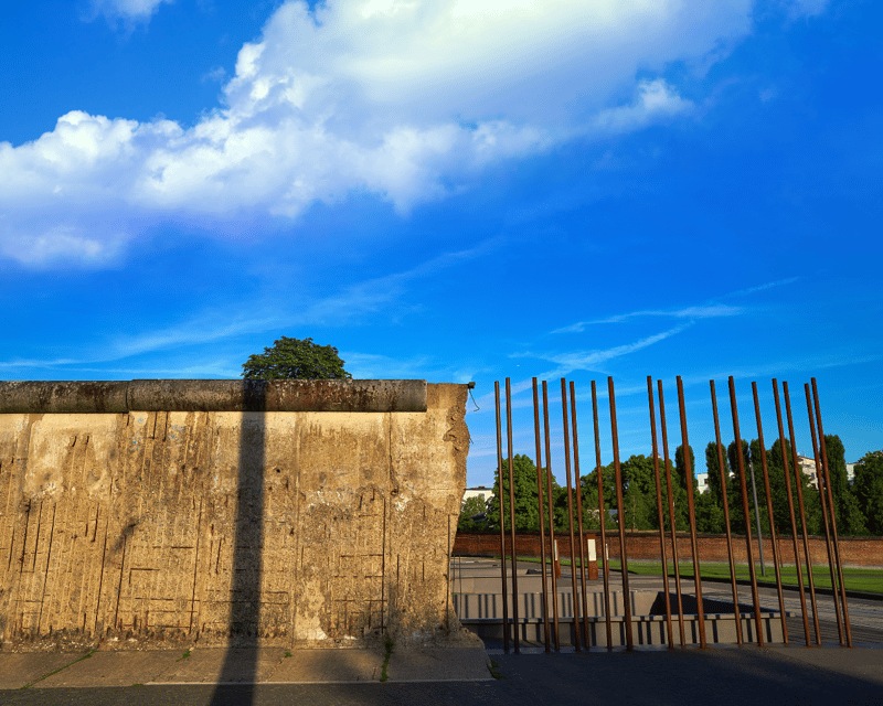 Berlin: Cold War History and Berlin Wall Guided Walking Tour - Seeing the Wall and the Nazi-era remains