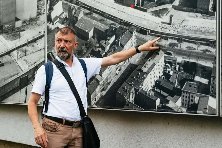 Berlin: Cold War Walking Tour on Berlin Wall Route - What the two-hour format means for you