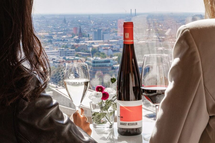 Berlin: Combo-Ticket for Panoramapunkt with Crémant at Café - The 24th-floor view across Berlin