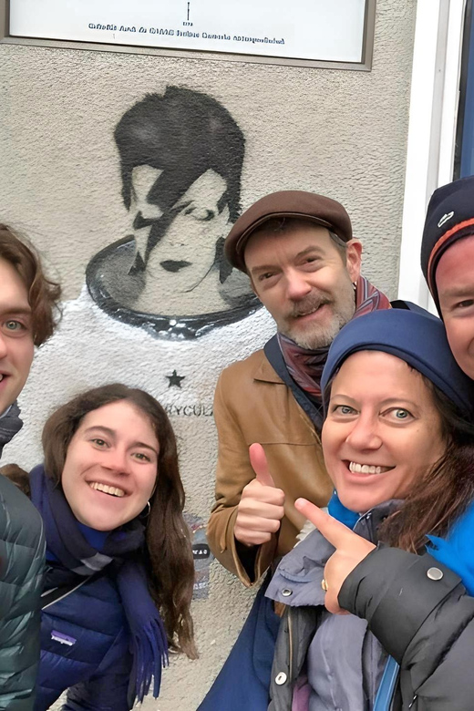Berlin: David Bowie & 1970s Berlin Guided Walking Tour - Starting at Ständige Vertretung and Bertolt-Brecht-Platz