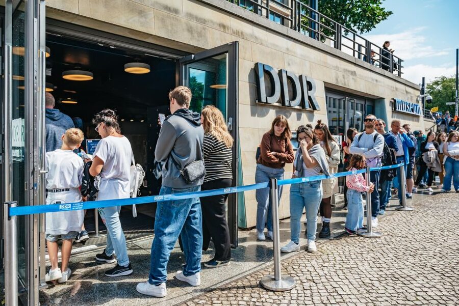 Berlin: DDR Museum Tickets - A DDR Apartment You Can Actually Explore