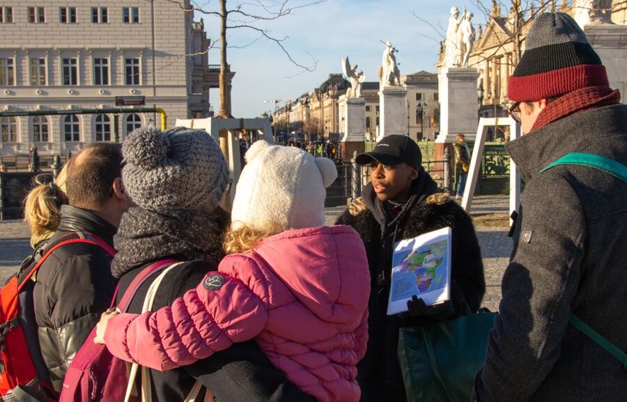 Berlin: Decolonial Berlin Castle/ Humboldt Forum Guided Tour - The Humboldt brothers beyond the famous name