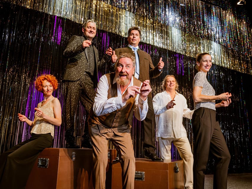 Berlin: DISTEL - The capital cabaret - Two hours inside Berlin’s political theater