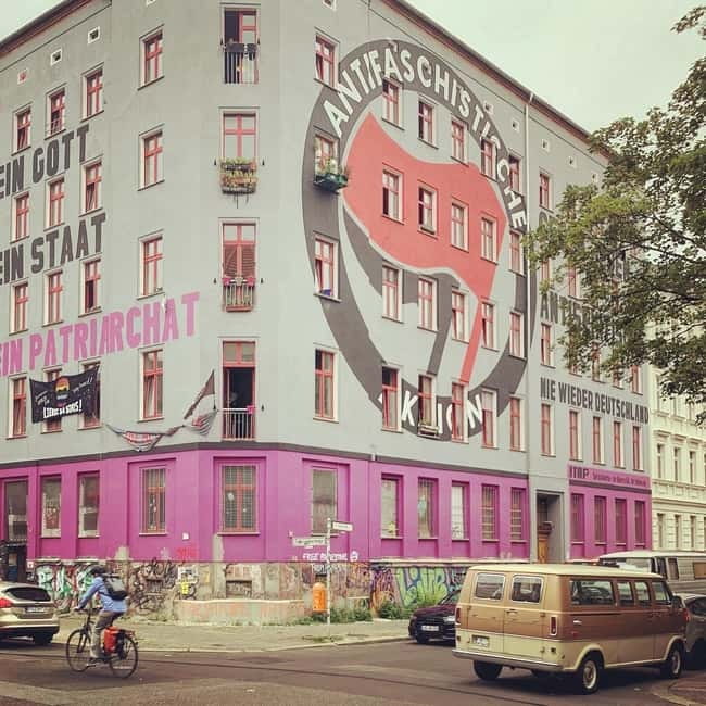Berlin: DIY & Subculture Sightseeing in a 1972 Ford Van! - Friedrichshain, Kreuzberg, and the changing city