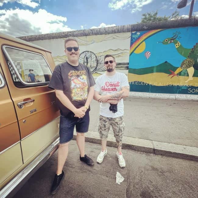 Berlin: DIY & Subculture Sightseeing in a 1972 Ford Van! - Kreuzberg squats, backyards, and basements