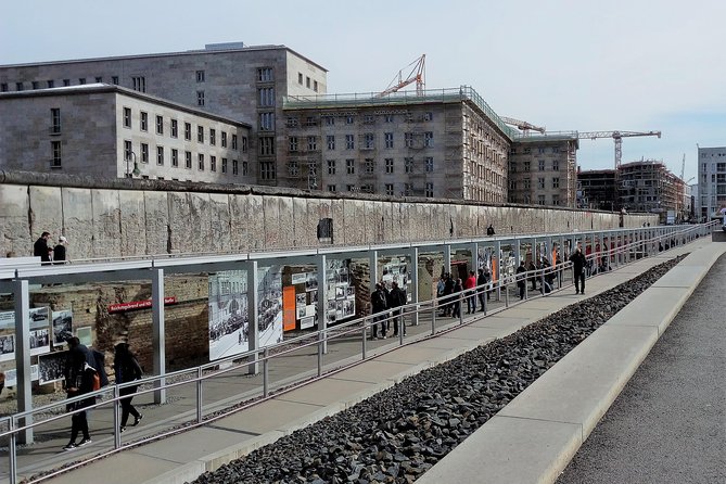 Berlin during Nazism - Tour in Italian - The New Synagogue and the Old Jewish Cemetery