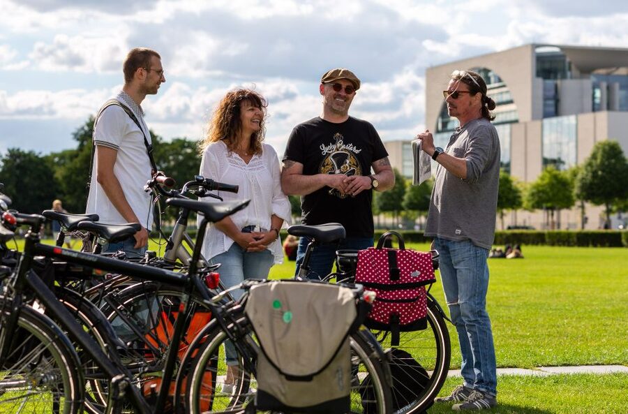 Berlin: E-Bike Tour of the Berlin Wall and Mitte Highlights - From the Wall’s opening night at Bornholmer Strasse