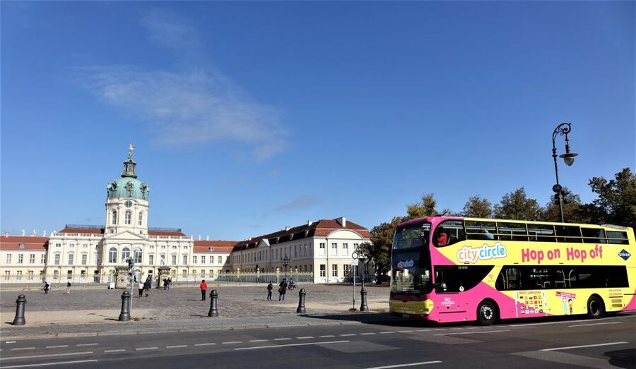 Berlin: East and West Hop-On Hop-Off Bus Tour - Checkpoint Charlie and Gendarmenmarkt