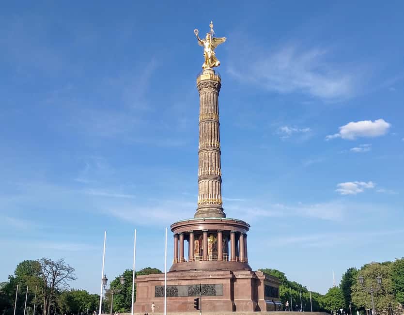 Berlin: East and West Wall Tour by Bike with a Guide - From Alte Münze to Nikolaiviertel
